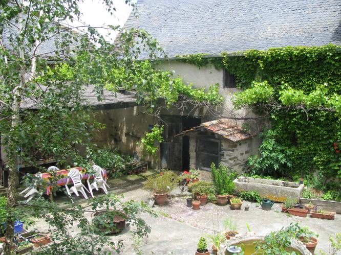 The Os Figueiros courtyard
